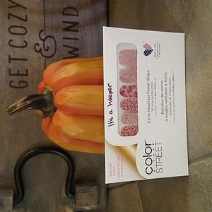 Color Street nail polish strips